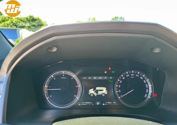 SsangYong REXTON cena 94900 przebieg: 240000, rok produkcji 2017 z Józefów małe 781
